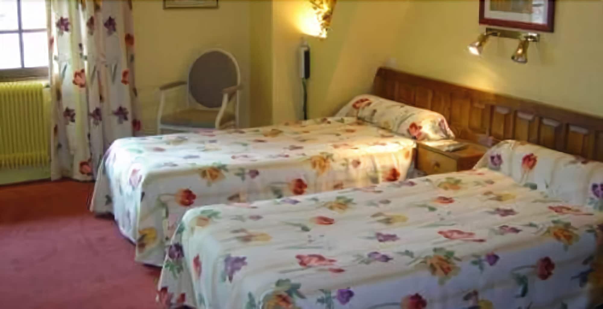Le Ratelier Hotel Montaigut-sur-Save Екстериор снимка