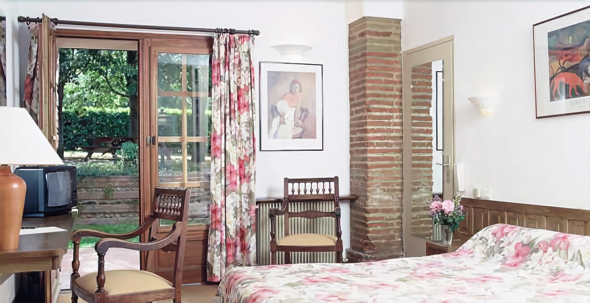 Le Ratelier Hotel Montaigut-sur-Save Екстериор снимка