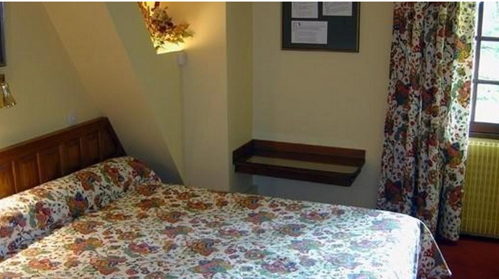 Le Ratelier Hotel Montaigut-sur-Save Екстериор снимка